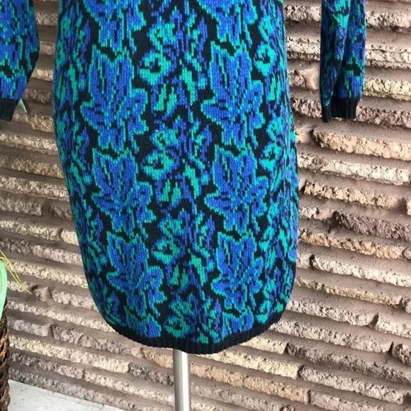 Vintage 80s 90s IVY V Neck Knit Sweater Dress Blue and Black - Picture 3 of 5